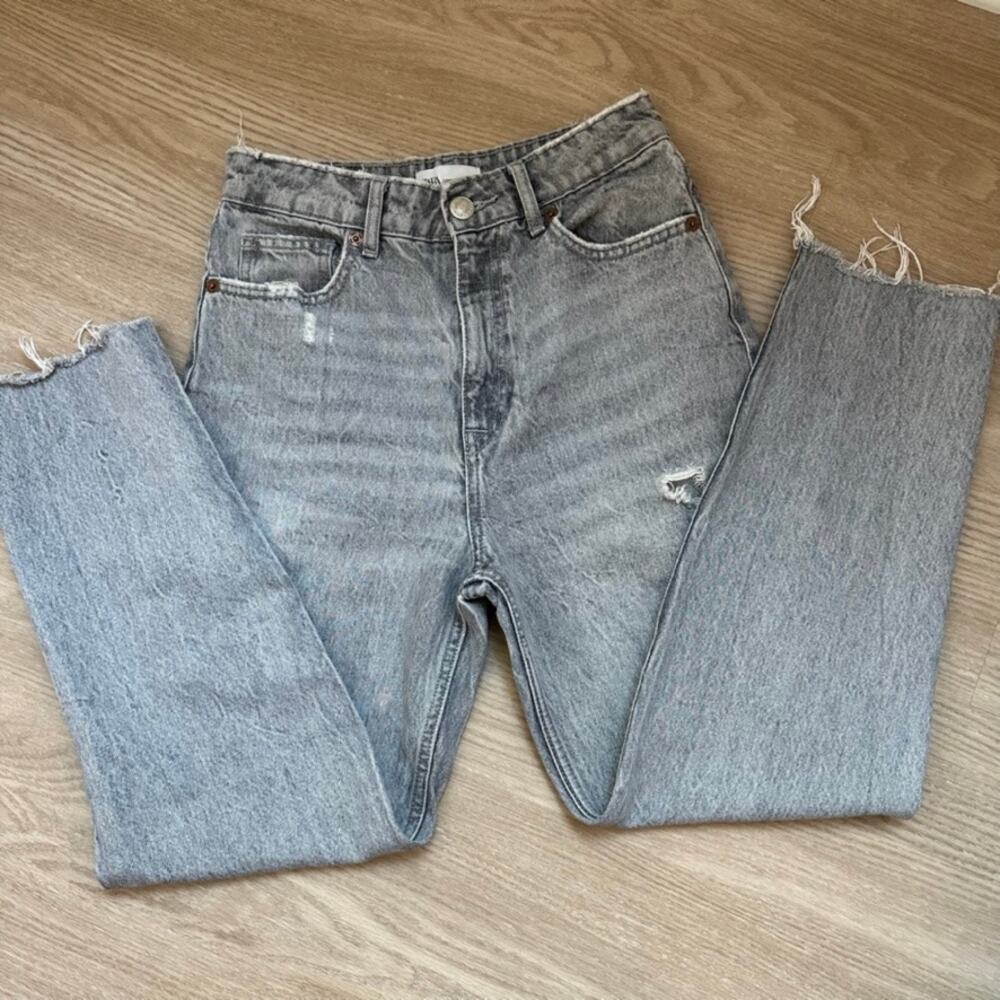 Zara blue gray high waisted distressed ripped cutoff mom jeans US 4